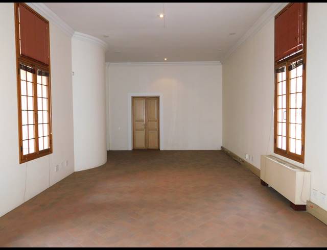 450M² OFFICE TO LET IN PARKTOWN